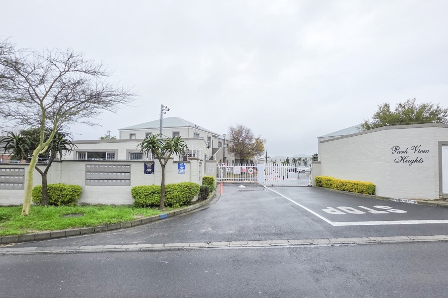 2 Bedroom Property for Sale in Sonstraal Heights Western Cape